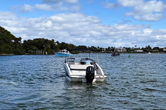 Sea Ray SPX 210 Outboard 3 2026 Sea Ray SPX 210 Outboard 4