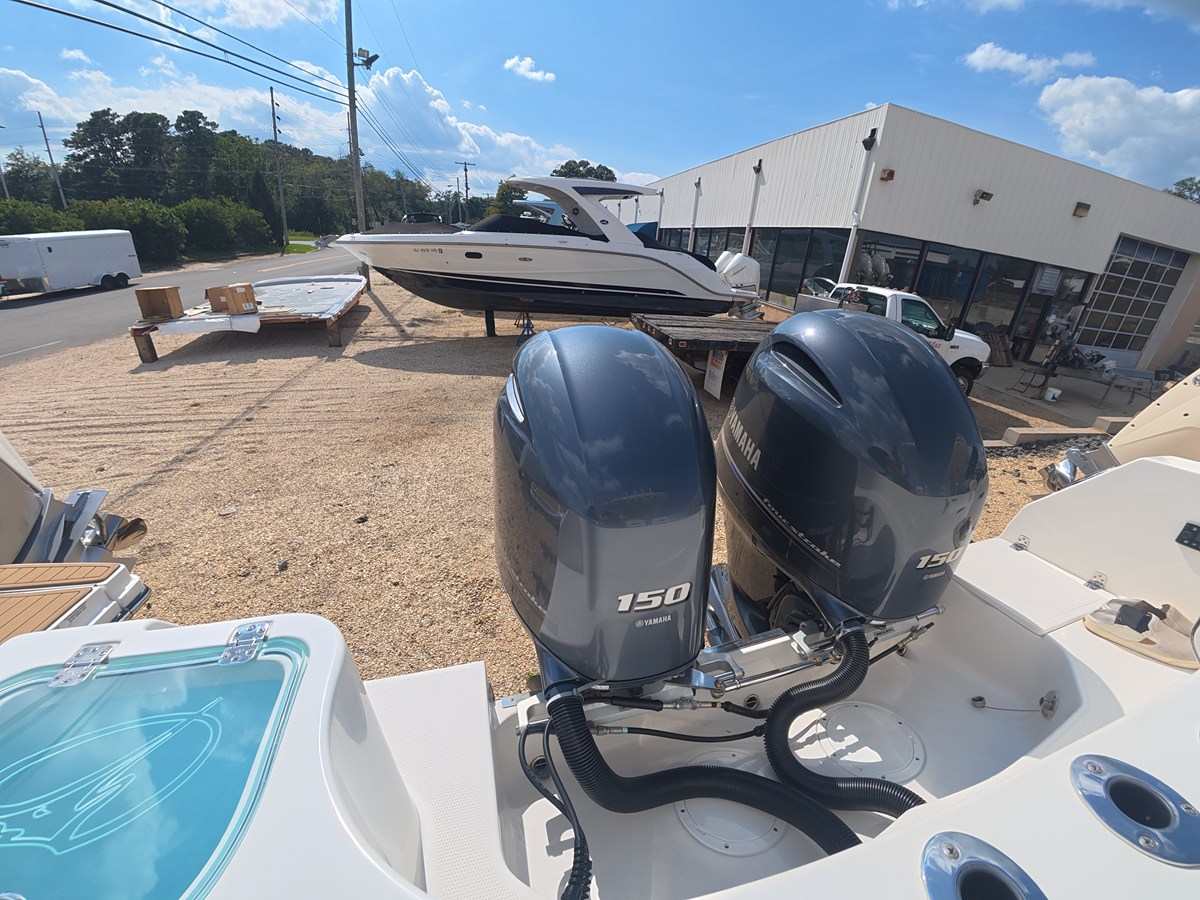 2021 Sailfish 242 CC 5