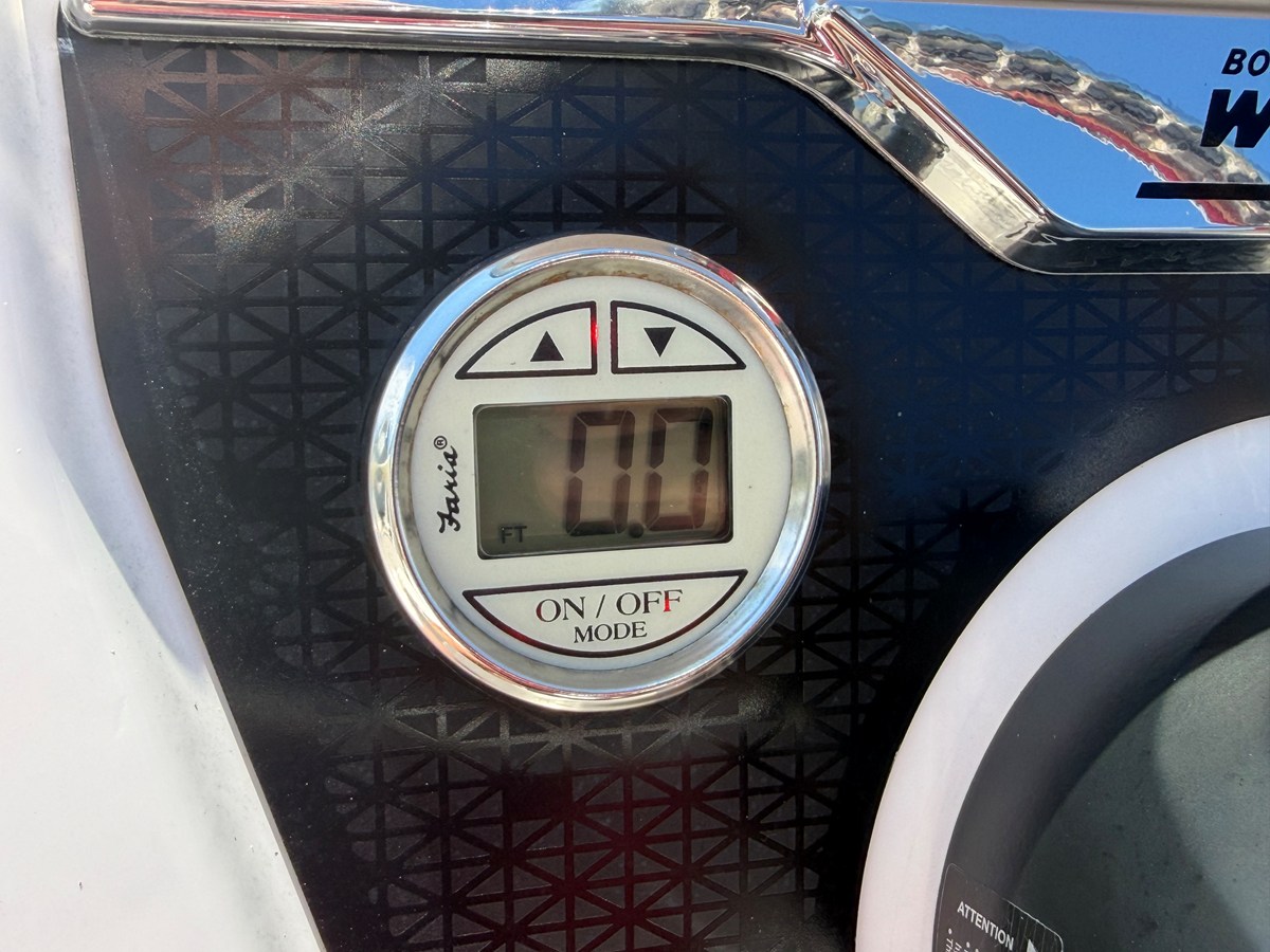2023 Boston Whaler 160 SUPER SPORT 13