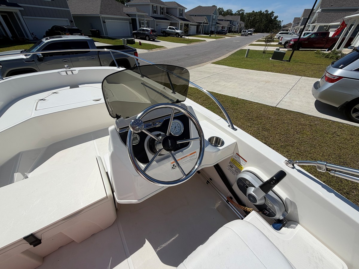 2023 Boston Whaler 160 SUPER SPORT 16