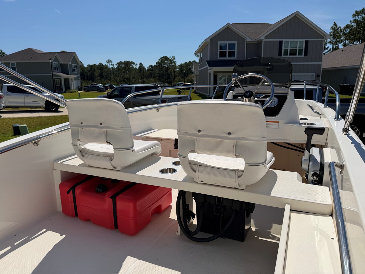 2023 Boston Whaler 160 SUPER SPORT 33
