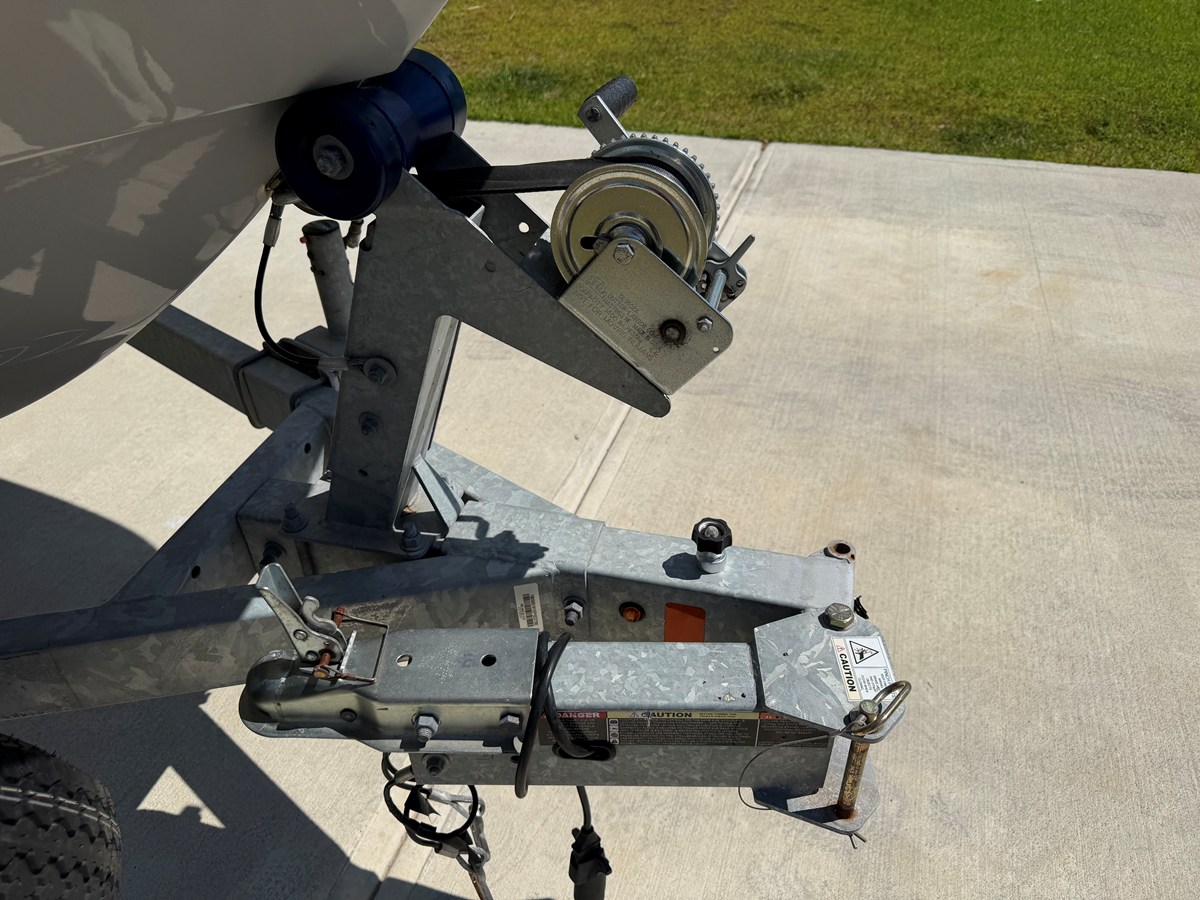 2023 Boston Whaler 160 SUPER SPORT 37