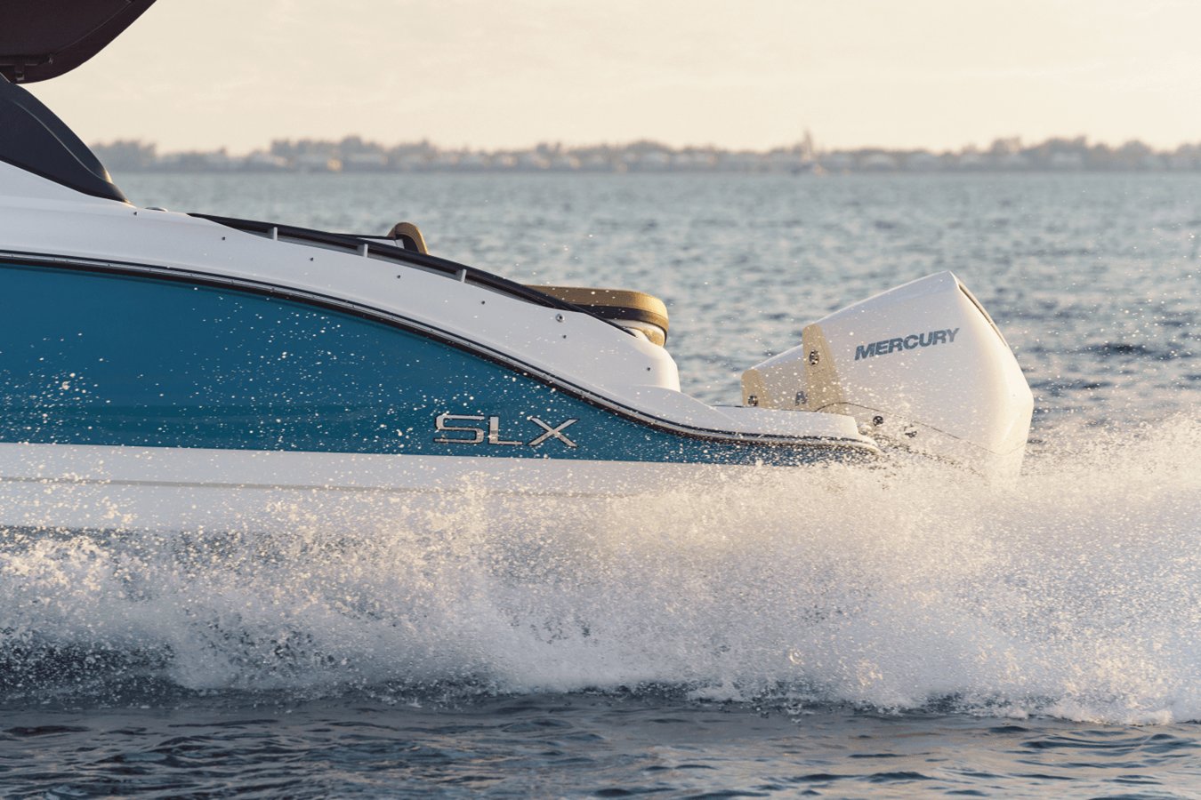 2027 Sea Ray SLX 280 Outboard 6