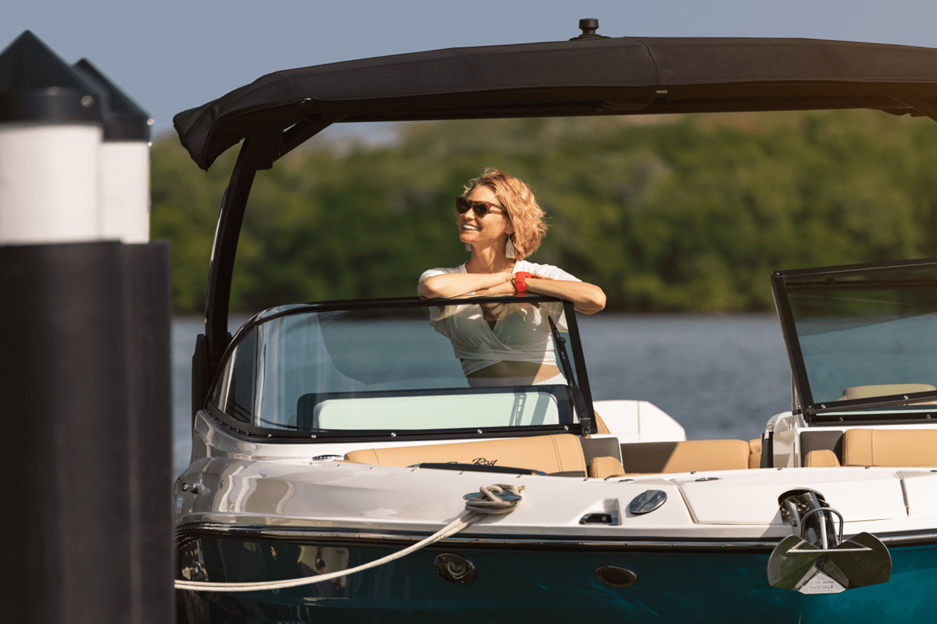 2027 Sea Ray SLX 280 Outboard 24