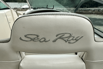 Sea Ray 270 SUNDECK 9 2007 Sea Ray 270 SUNDECK 10