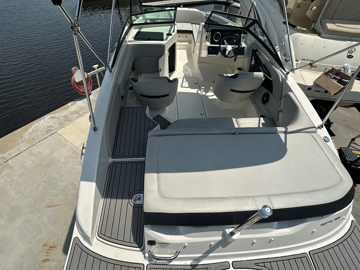 2022 Sea Ray 19 SPX OB 25