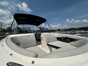 Sea Ray 19 SPX OB 7 2022 Sea Ray 19 SPX OB 8