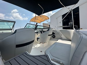 Sea Ray 19 SPX OB 21 2022 Sea Ray 19 SPX OB 22