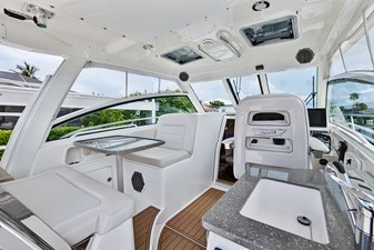 Boston Whaler 345 CONQUEST 16 2018 Boston Whaler 345 CONQUEST 17
