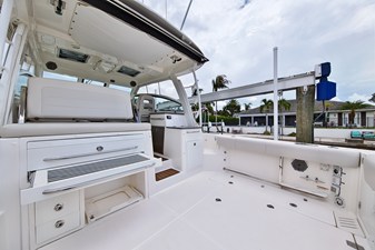 Boston Whaler 345 CONQUEST 36 2018 Boston Whaler 345 CONQUEST 37