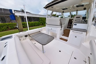 Boston Whaler 345 CONQUEST 40 2018 Boston Whaler 345 CONQUEST 41