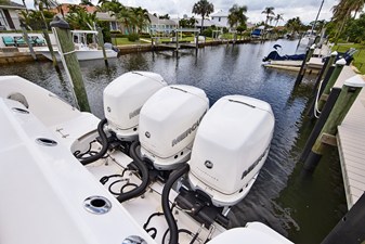 Boston Whaler 345 CONQUEST 48 2018 Boston Whaler 345 CONQUEST 49