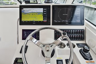 Boston Whaler 345 CONQUEST 53 2018 Boston Whaler 345 CONQUEST 54