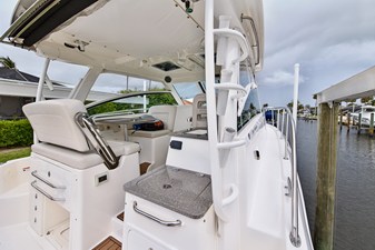 Boston Whaler 345 CONQUEST 63 2018 Boston Whaler 345 CONQUEST 64
