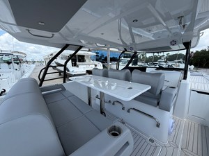Cruisers Yachts 38 VTR 7 2026 Cruisers Yachts 38 VTR 8