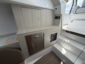Cruisers Yachts 38 VTR 23 2026 Cruisers Yachts 38 VTR 24