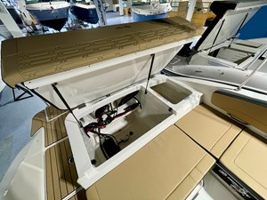 Sea Ray SPX 210 Outboard 4 2026 Sea Ray SPX 210 Outboard 5