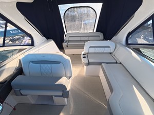 Regal 33 XO 7 2022 Regal 33 XO 8
