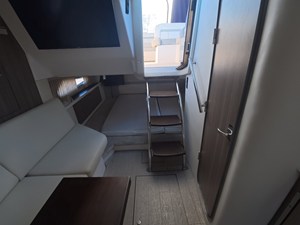Regal 33 XO 21 2022 Regal 33 XO 22