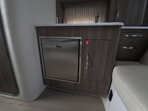 Regal 33 XO 28 2022 Regal 33 XO 29