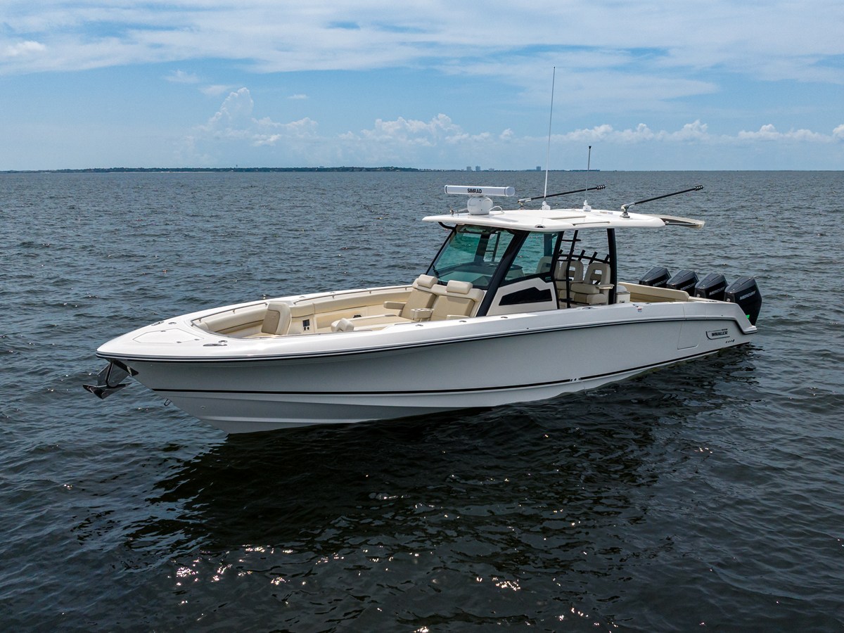 2027 Boston Whaler 380 Outrage 5