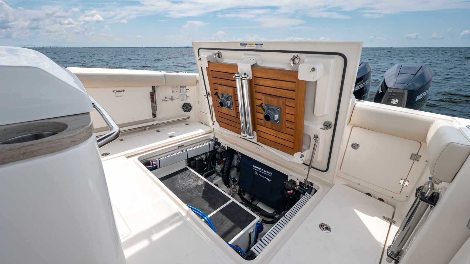 2027 Boston Whaler 380 Outrage 32
