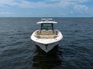 Boston Whaler 380 Outrage 3 2027 Boston Whaler 380 Outrage 4