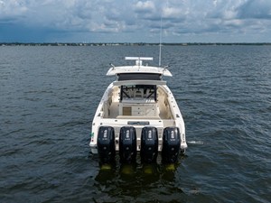 2027 Boston Whaler 380 Outrage 8