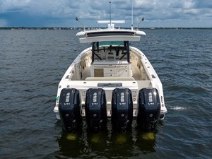 2027 Boston Whaler 380 Outrage 9