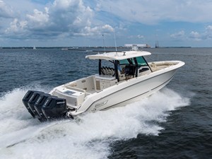2027 Boston Whaler 380 Outrage 23