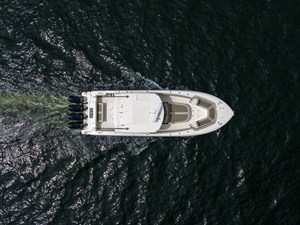2027 Boston Whaler 380 Outrage 25