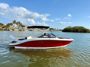 Sea Ray SPX 210 Outboard 0 2026 Sea Ray SPX 210 Outboard 1