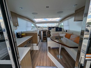 Cruisers Yachts 42 CANTIUS 40 2025 Cruisers Yachts 42 CANTIUS 41