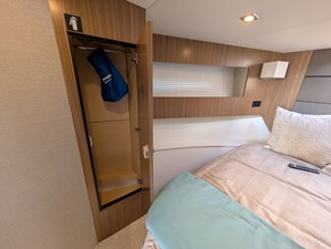 Cruisers Yachts 42 CANTIUS 56 2025 Cruisers Yachts 42 CANTIUS 57