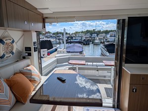 Cruisers Yachts 42 CANTIUS 68 2025 Cruisers Yachts 42 CANTIUS 69