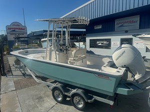 Boston Whaler 190 Montauk 3 2026 Boston Whaler 190 Montauk 4