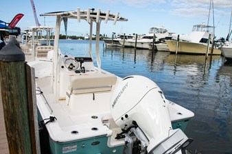 Boston Whaler 190 Montauk 7 2026 Boston Whaler 190 Montauk 8