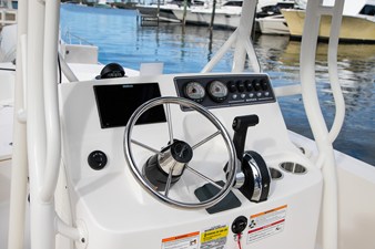 Boston Whaler 190 Montauk 11 2026 Boston Whaler 190 Montauk 12