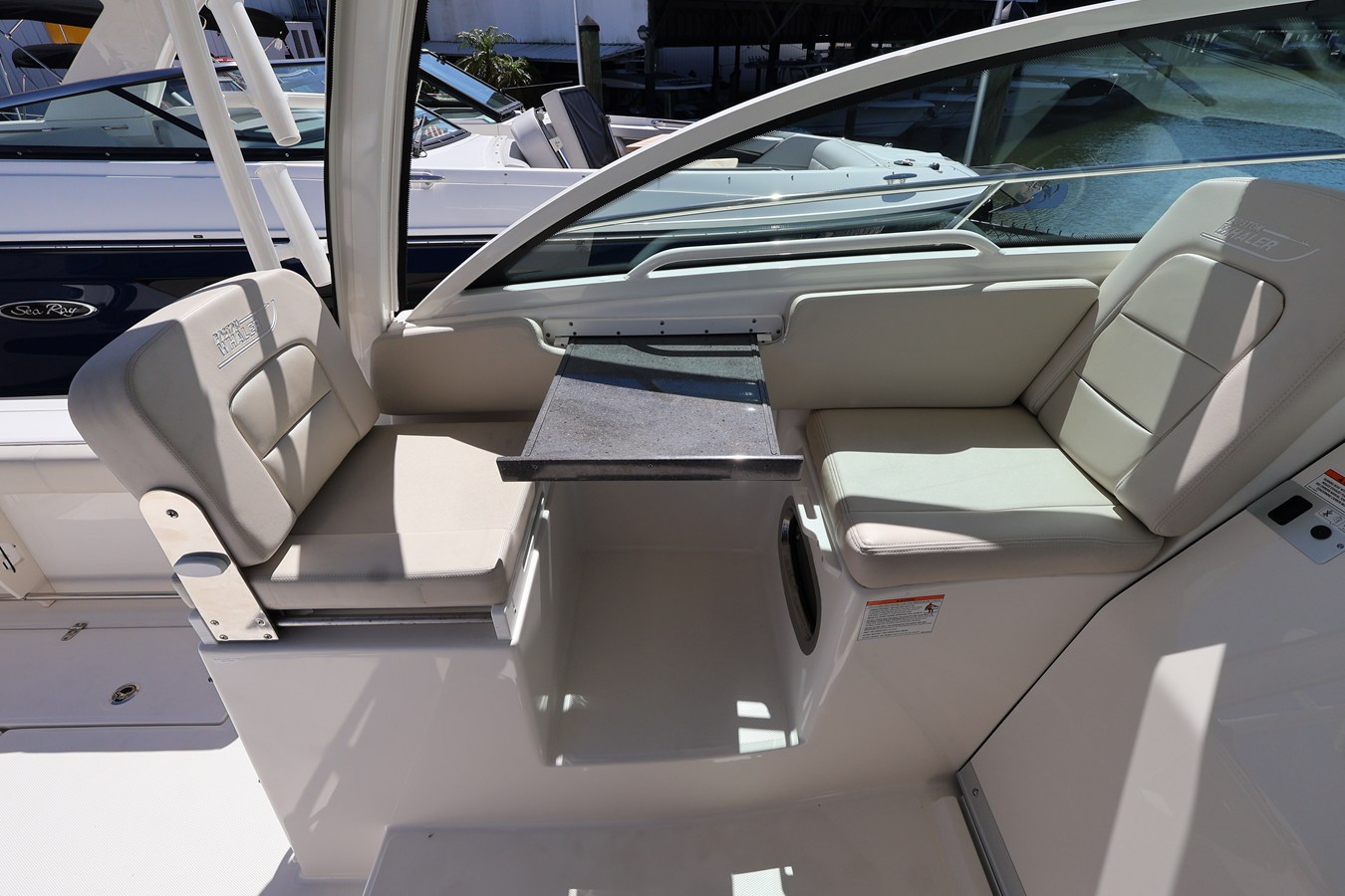 2026 Boston Whaler 285 Conquest 17