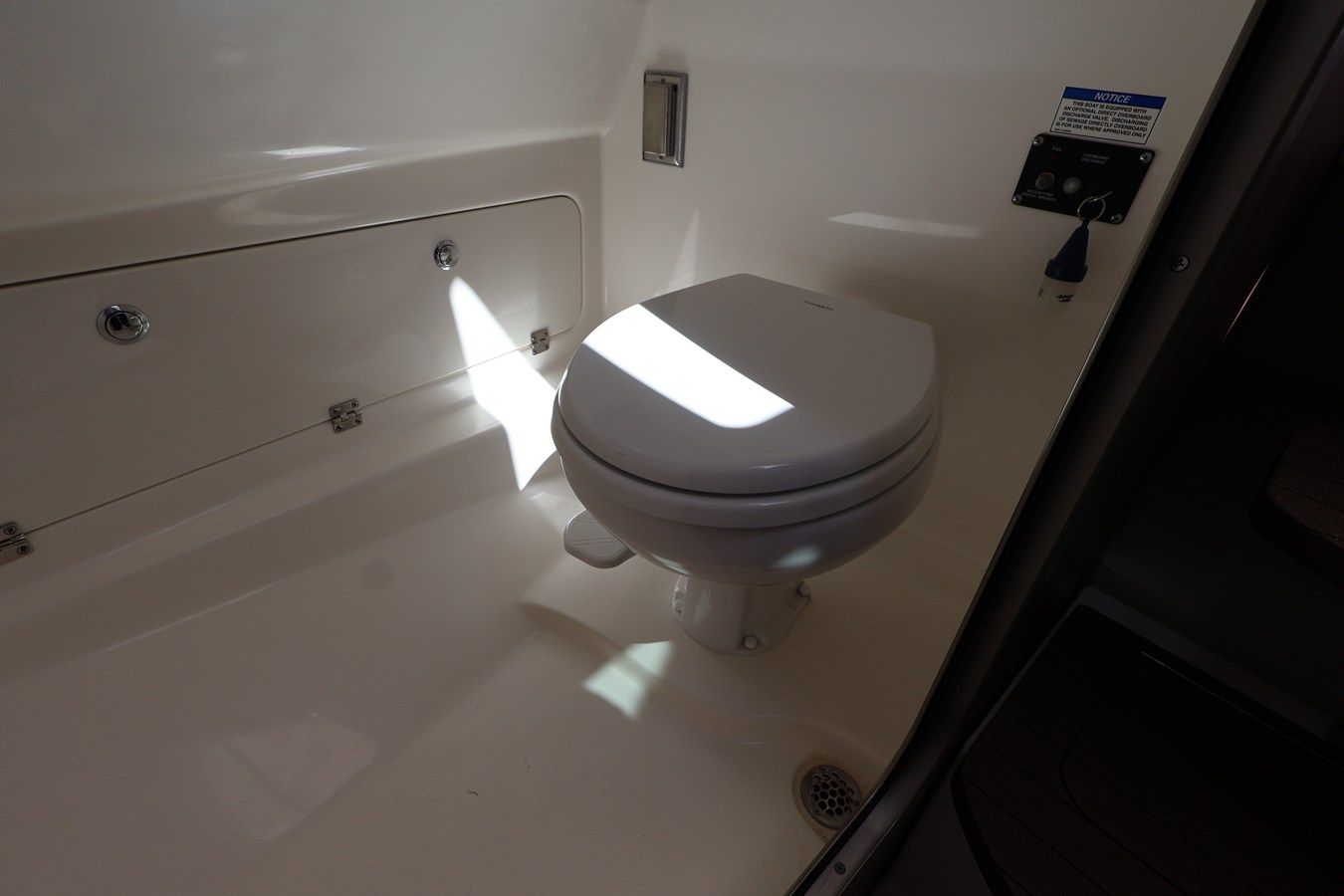 2026 Boston Whaler 285 Conquest 28