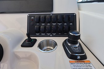 Boston Whaler 285 Conquest 19 2026 Boston Whaler 285 Conquest 20