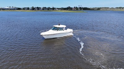 Grady-White Express 340 3 2026 Grady-White Express 340 4