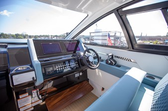 Cruisers Yachts 42 GLS Outboard 29 2027 Cruisers Yachts 42 GLS Outboard 30