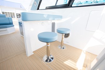 Cruisers Yachts 42 GLS Outboard 33 2027 Cruisers Yachts 42 GLS Outboard 34