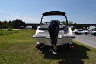 Sea Ray SPX 210 Outboard 1 2026 Sea Ray SPX 210 Outboard 2
