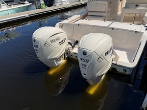 Grady-White Freedom 335 5 2024 Grady-White Freedom 335 6