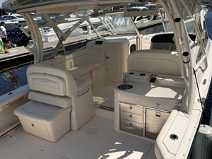 Grady-White Freedom 335 16 2024 Grady-White Freedom 335 17