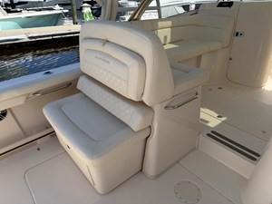 Grady-White Freedom 335 18 2024 Grady-White Freedom 335 19