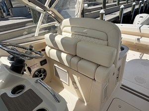 Grady-White Freedom 335 32 2024 Grady-White Freedom 335 33
