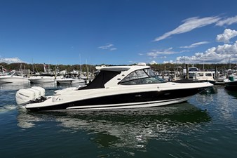 Sea Ray SLX 350 OB 0 2017 Sea Ray SLX 350 OB 1
